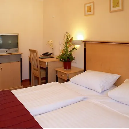 Hotel Atlas Muenchen-3