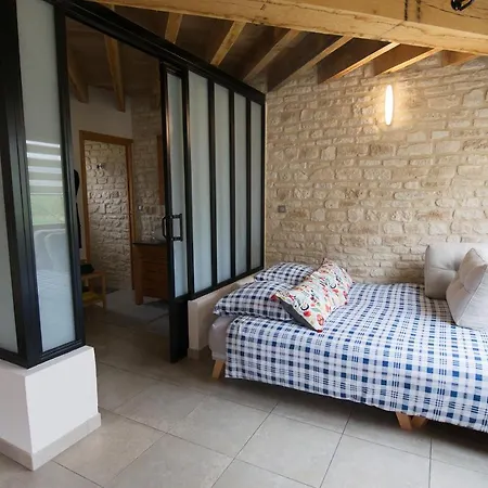 Ferme Historique Jean De La Fontaine et ses chambres d'hôtes Hammam-Spa - 4 étoiles-3