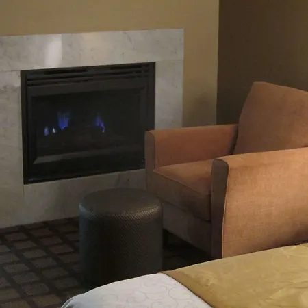 Best Western Plaza Hotel Saugatuck-2