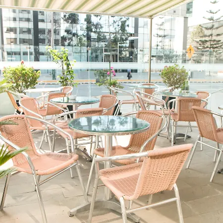 Garden Hotel-2