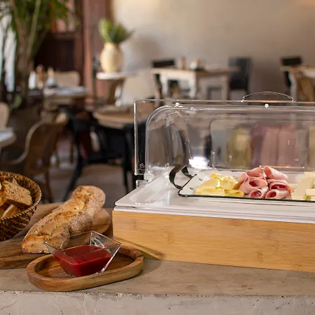 Ananda Hotel Boutique-3