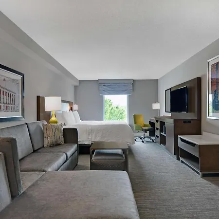 Hampton Inn Gallatin-2