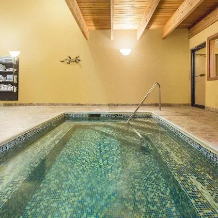 Days Inn By Wyndham Silverthorne-2