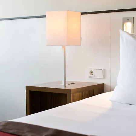 Holiday Inn Eindhoven Centre By Ihg-3