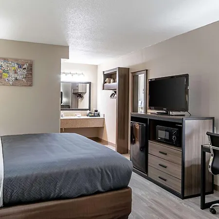Econo Lodge Kingsville-2