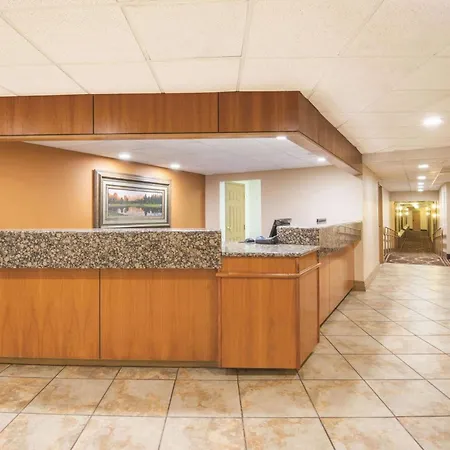 Mountain Valley Inn & Suites-3