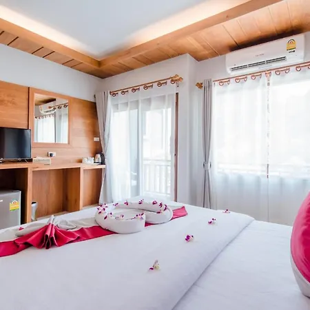 Lanta Ray Bay Hotel-2