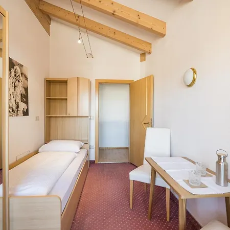 Hotel Waldheim-3