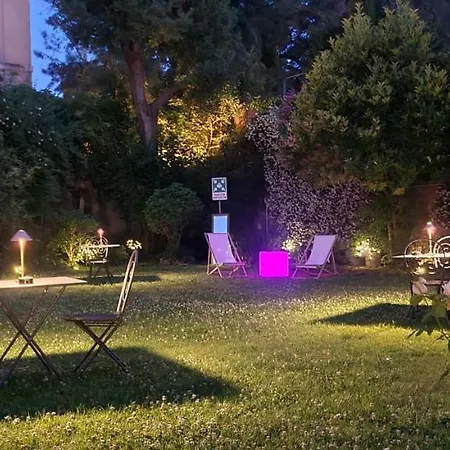 Villa Riari Garden-3