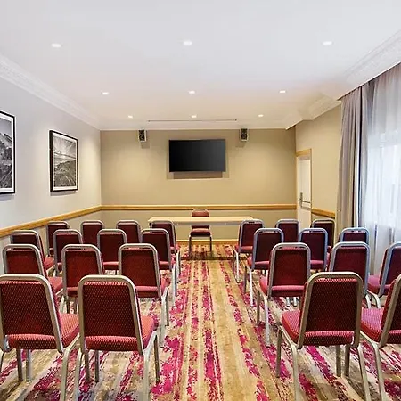 Premier Inn Inverness Millburn Rd-3
