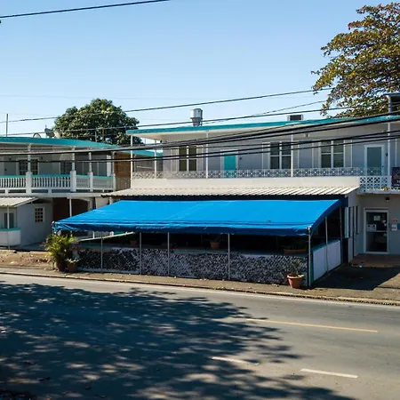 West Coast Inn'S-3