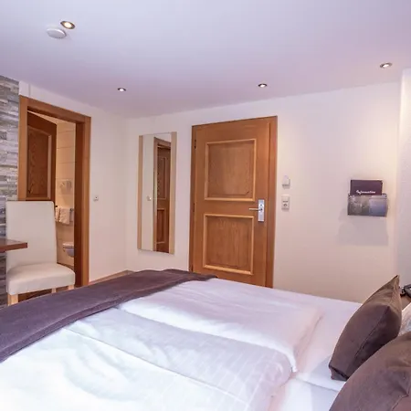 Patteriol Apart-Hotel-Garni-2