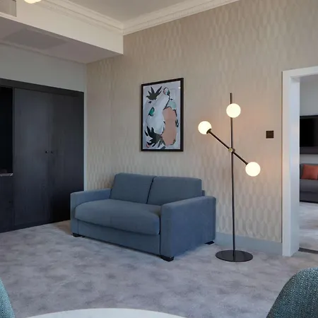 Doubletree By Hilton Brighton Metropole-3