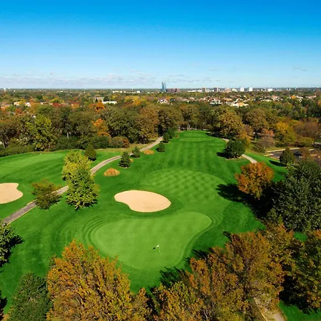 Hilton Chicago Oak Brook Hills Resort & Conference Center-3