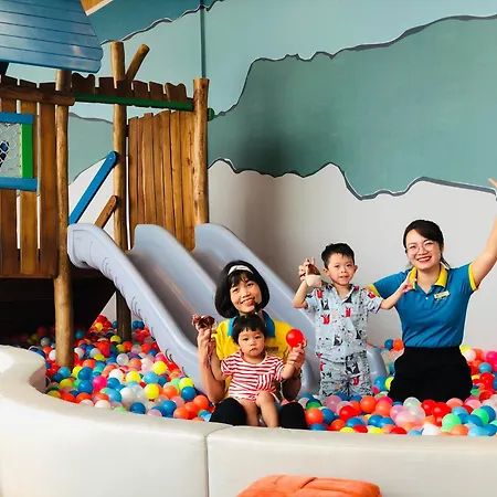 Citadines Marina Halong-2