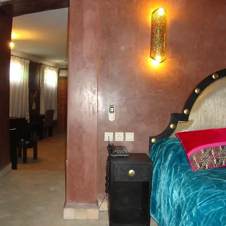 Riad Andalib-3