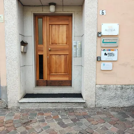 Heart Of Trento Loft & Rooms-3