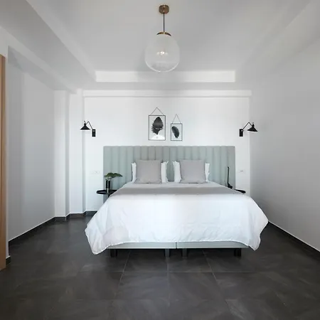 Petit Palace Suites-3