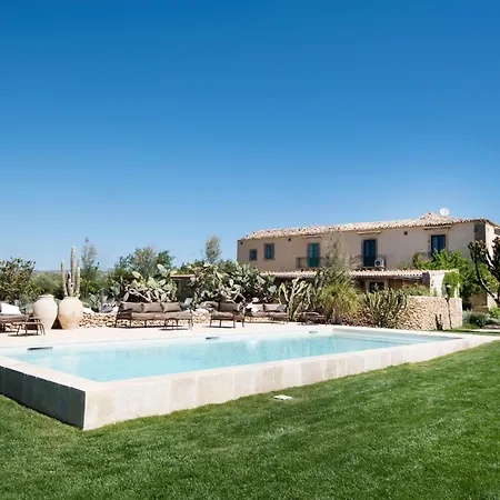 Baglio Siciliamo Country House-3