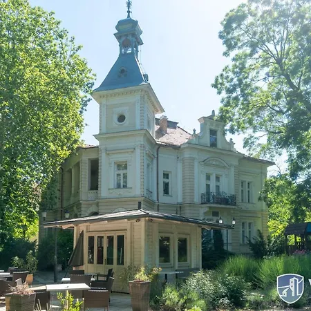 Jokai Villa-2