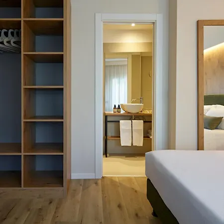 Hotel America-3