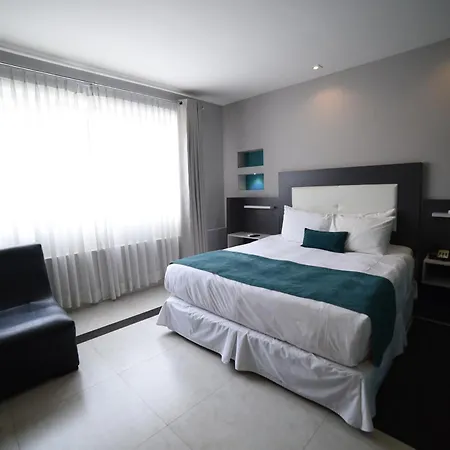 Camino Plaza-2