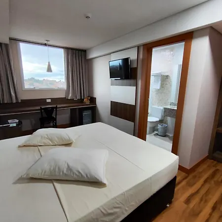 Hotel Maestro Executive Toledo-2