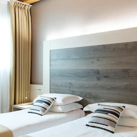 Hotel Alexander-3