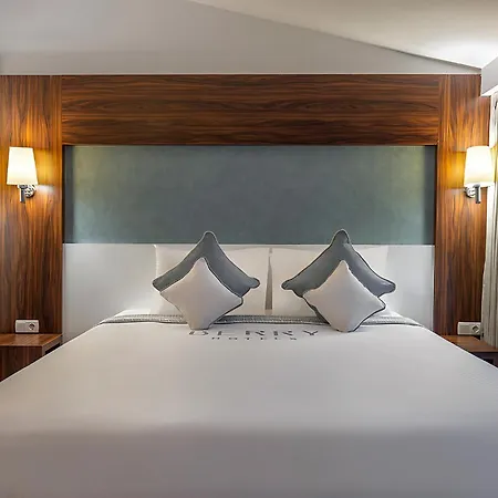 Berry Blue Hotels-2