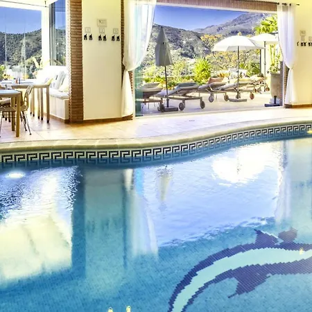 Malaga Hills Boutique Wellness And Hikers Eco-Hotel Adults Only-3