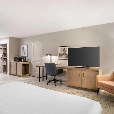 Hilton Garden Inn Charlotte/Concord-2
