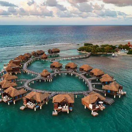 Sandals Royal Caribbean All Inclusive Resort & Private Island - Couples Only (Adults Only)-2