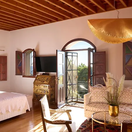 Aquagrand Artistic Luxury Beach Resort - Adults Only-2