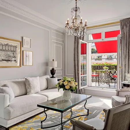 Hôtel Plaza Athénée - Dorchester Collection-2