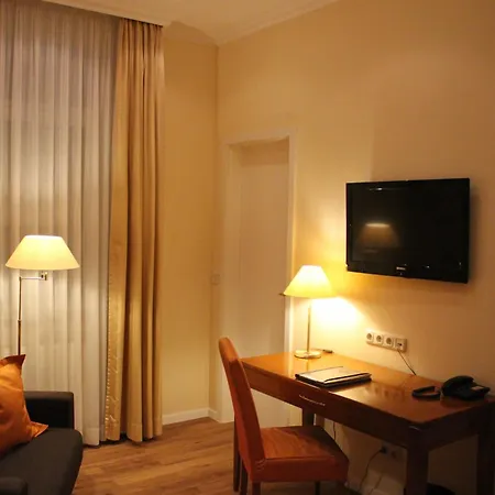 Hotel Savoy Hannover-3