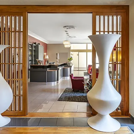 Best Western Poitiers Centre Le Grand Hôtel-3