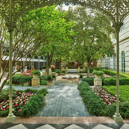 Hotel Crescent Court-3