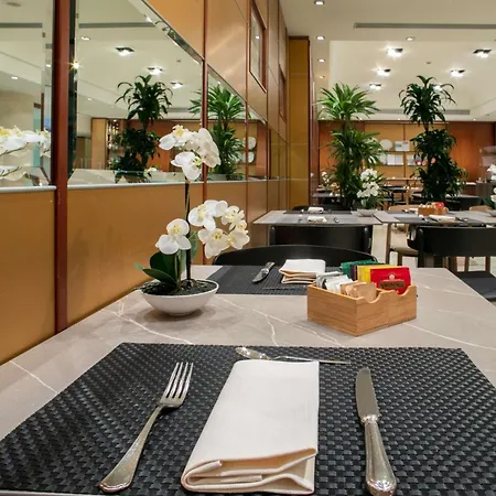 Best Western Hotel Cappello d'Oro-3