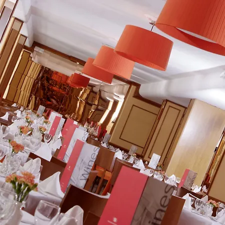 Hotel Clumba-3