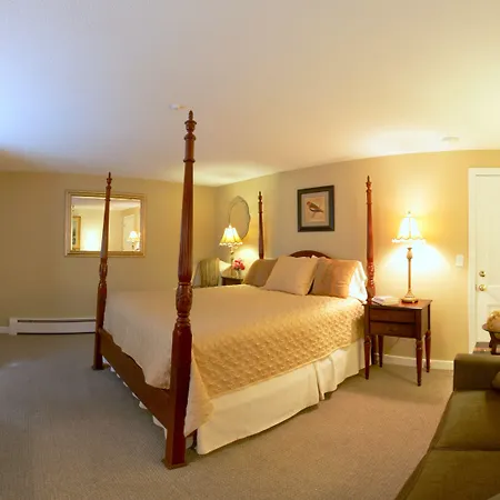 Lamb And Lion Inn-3