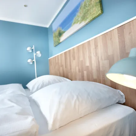 Hotel Liegeplatz 13 Kiel By Premiere Classe-3
