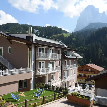 Hotel Touring Dolomites-3
