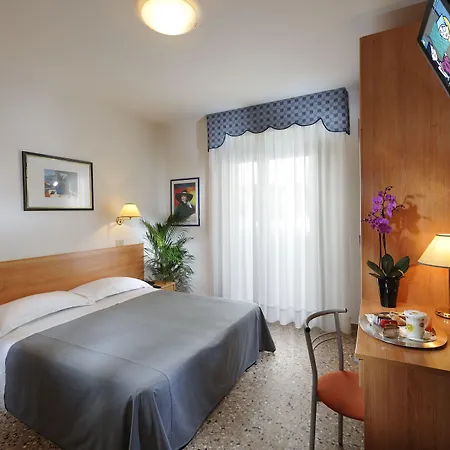 Hotel Rossini 4S-3