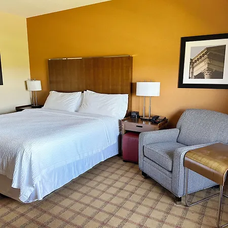 Four Points By Sheraton Edmonton Gateway-2