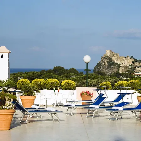 Hotel Bellevue Benessere & Relax-3