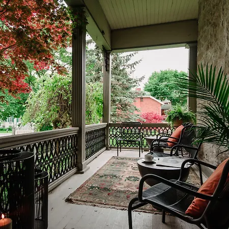 Rosemount Inn-3
