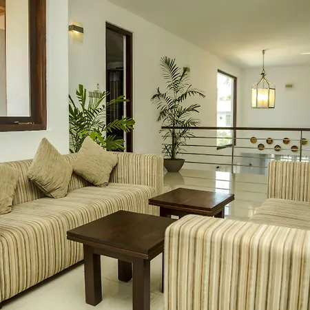 Villa Upper Dickson-3