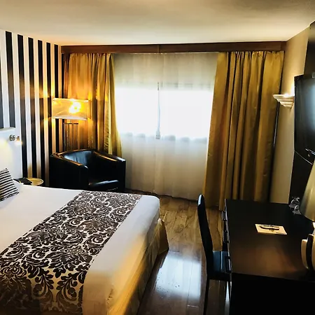 Grand Hôtel de Nîmes 4 étoiles-3