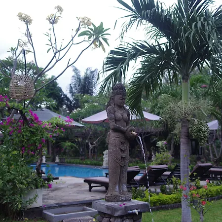 Tirta Sari Bungalow-2