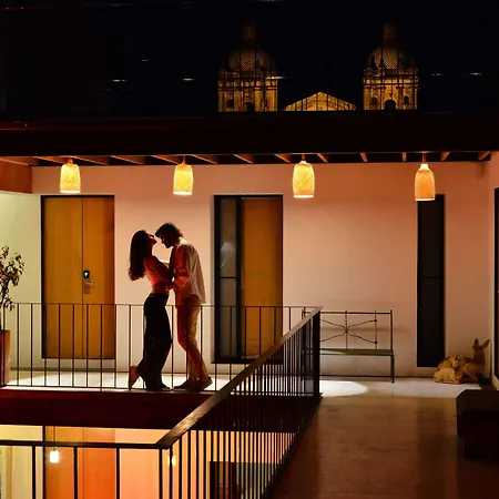 Hotel Los Amantes-2
